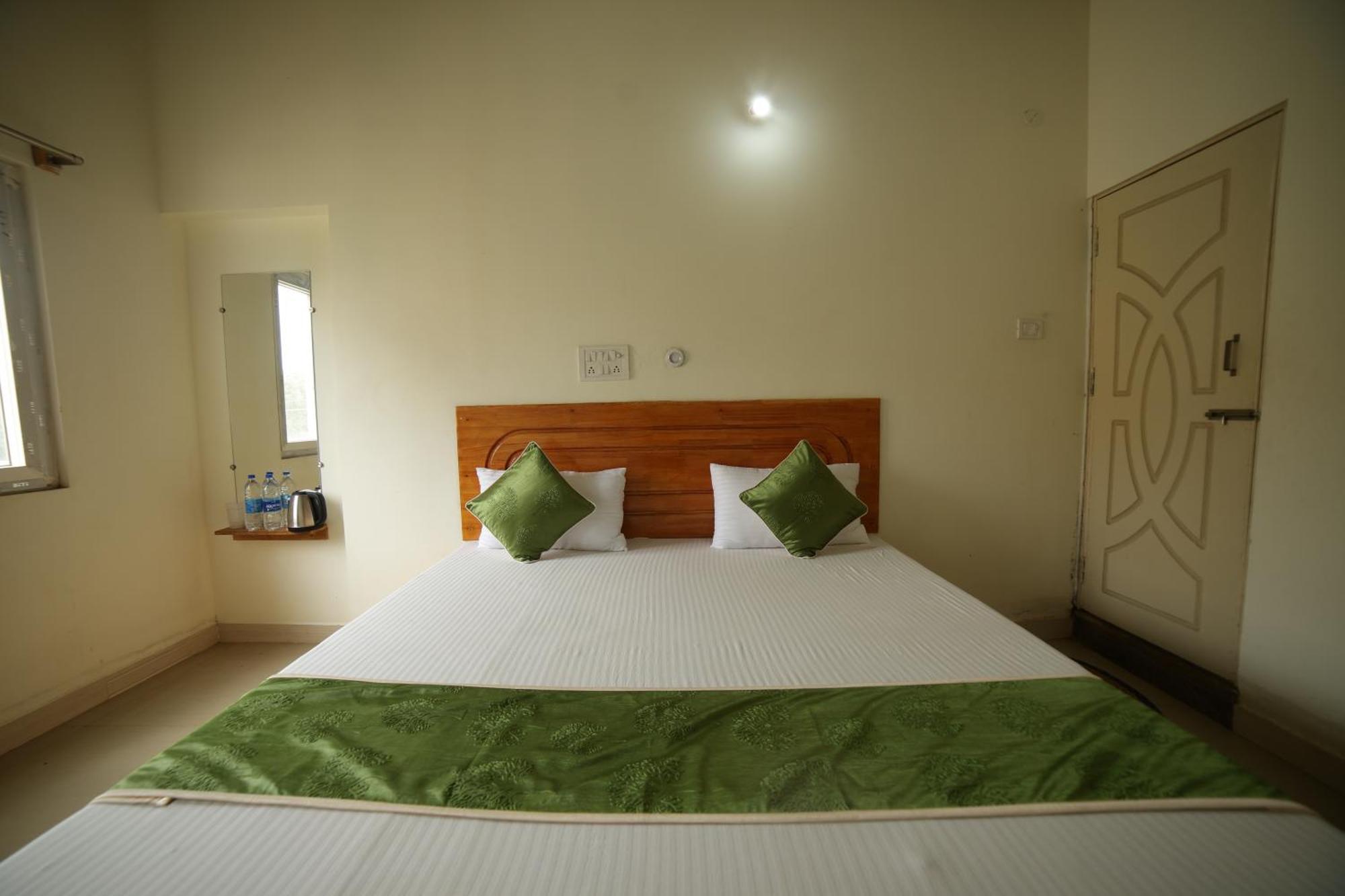 Naksha Tree Hotels - Yelagiri Εξωτερικό φωτογραφία